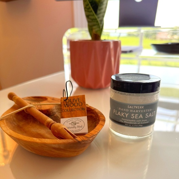 New! Handmade Olive Wood Bowl & Fork + Flaky Sea Salt Bundle - Picture 1 of 3